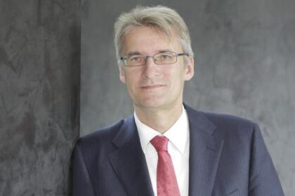 mit wem ist elmar theveßen verheiratet